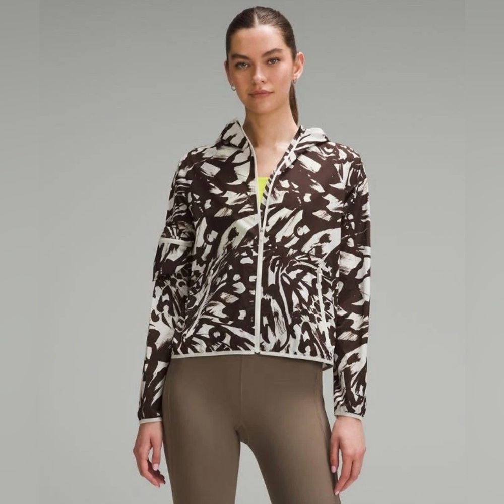 Lululemon Packable Jacket Monarch Bloom Nylon Windbreaker Ultralight Size 4